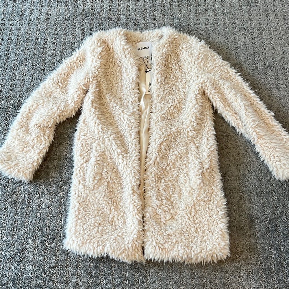 Bb Dakota shaggy fur coat brand new never worn